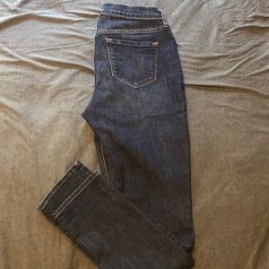Old Navy Mid Rise Curvy Jeans Size 8